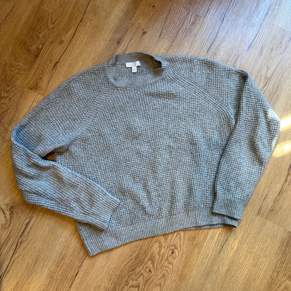 Abound Women’s Gray Crewneck Sweater